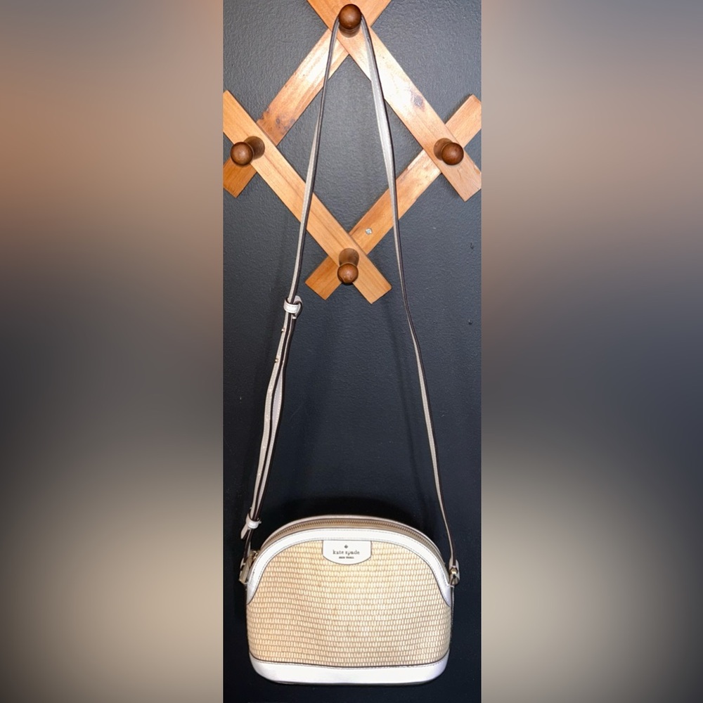 Kate Spade Sylvia Straw Dome Crossbody EXCELLENT Condition - Picture 16 of 16